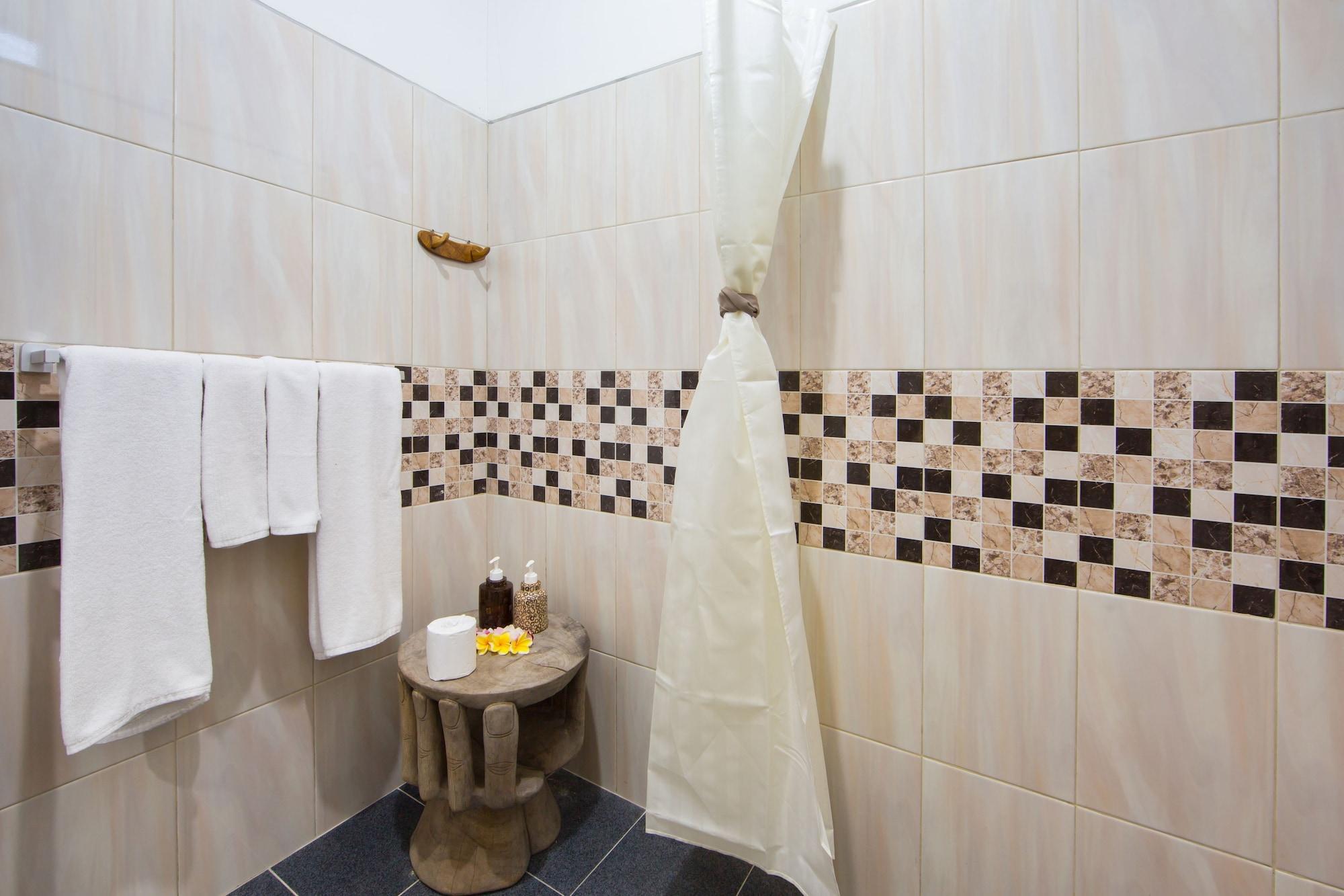 Bening House And Spa Семиньяк Экстерьер фото
