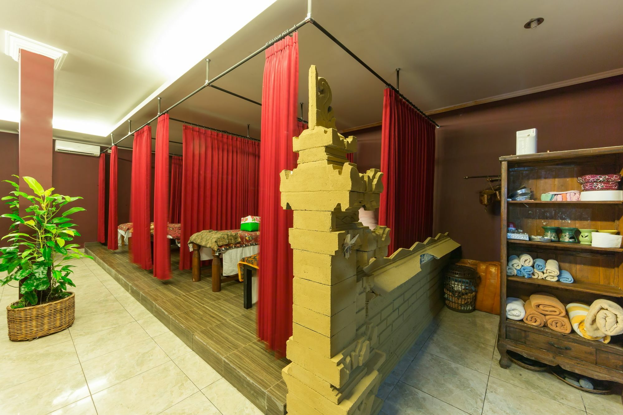 Bening House And Spa Семиньяк Экстерьер фото